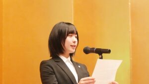 2025年度（令和7年度）創立10周年記念・第10回卒業式「雲外蒼天・勇往邁進」大和高田市・奈良県産業会館・大ホール2026-332