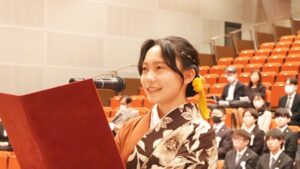 2025年度（令和7年度）創立10周年記念・第10回卒業式「雲外蒼天・勇往邁進」大和高田市・奈良県産業会館・大ホール2026-360