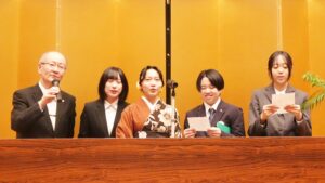 2025年度（令和7年度）創立10周年記念・第10回卒業式「送別歌・旅立ちの日に・合唱」雲外蒼天・勇往邁進・大和高田市・奈良県産業会館・大ホール2026-378