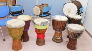 芸術体験学習「Djembeジェンベ」アフリカの文化と音楽2017-6