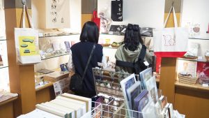 日本古代史・考古学フィールドワーク「レアアイテムあります橿考研ミュージアムショップです」2023-237