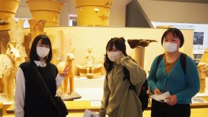 日本古代史・考古学フィールドワーク「今回は神宿る島・宗像・沖ノ島と大和・特別展です写真はイワミンさん」2023-28
