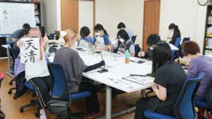 芸術・書道実習「オリジナル手作り・表札」大和高田市学院教室2025-64