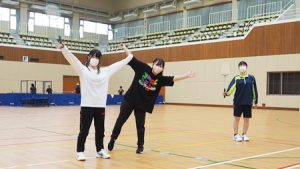新学期の保健体育・体育実技「バドミントン」2023-355