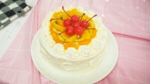 家庭総合・調理実習「ビーフシチュー・スティックサラダ・デコレーションケーキ」（Part1）2024-484