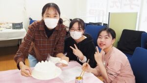 家庭総合・調理実習「ビーフシチュー・スティックサラダ・デコレーションケーキ」（Part2）2024-612