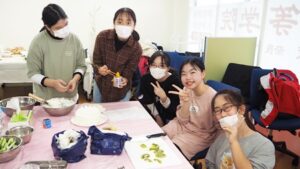 家庭総合・調理実習「ビーフシチュー・スティックサラダ・デコレーションケーキ」（Part2）2024-617
