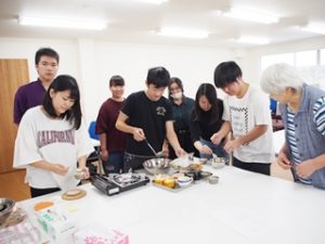 家庭総合・調理実習「コーヒーババロア・牛奶豆腐」2019-051