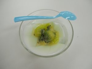 家庭総合・調理実習「コーヒーババロア・牛奶豆腐」2019-052