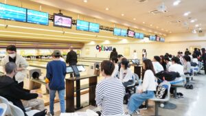新入生・転編入生歓迎「ボウリング大会」大和高田市・オプトボウルタカダ2026-13