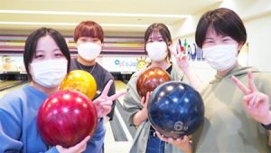 本年度最初の学校行事は新入生歓迎ボウリング大会です2022-35