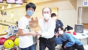 本年度最初の学校行事は新入生歓迎ボウリング大会です2022-60