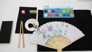 夏の芸術書道実習「オリジナル団扇で初めてのお茶会」完成編2024-164