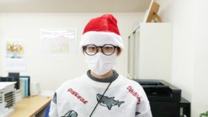 年末恒例「クリスマスパーティーと大掃除」乾杯2025-62
