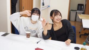 芸術・美術実習「粘土細工」懐かしい子どもの頃の感触を楽しもう2024-58