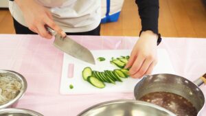 家庭総合・調理実習「芙蓉蟹・涼伴海蜇」第二班2024-307