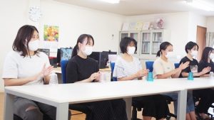 保健体育・体育実技「カップダンス」2020-14