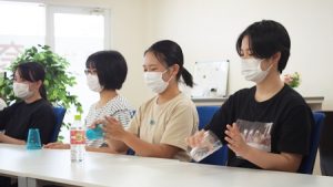 保健体育・体育実技「カップダンス」2020-52
