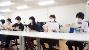 保健体育・体育実技「カップダンス」2020-54