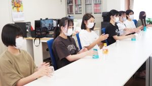 CUPS!カップダンス2021-404｜今年も真夏の体育実技はカップダンスです