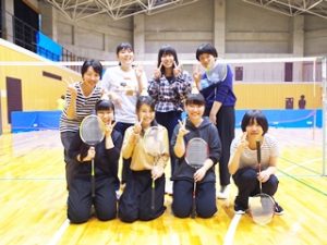 保健体育・体育実技「バドミントン」橿原市曽我川緑地体育館2018-039