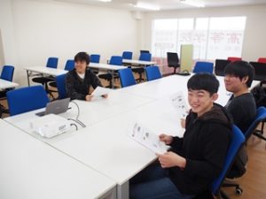 キャリアデザインゼミ「プレゼンテーション演習」学院教室2018-048