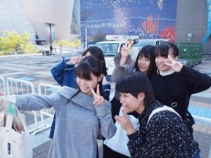 校外学習・大阪天保山・ハーバーランド「海遊館」海と河と森と動物2018-050