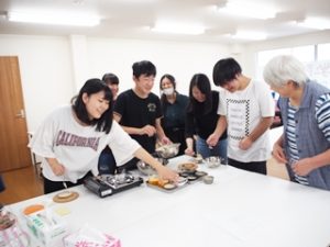 家庭総合・調理実習「フルーツゼリーのデザート」2018-059