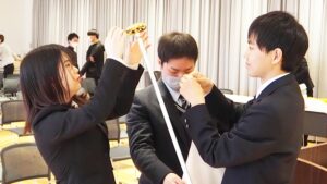 第8回卒業式（2023年度・令和5年度）「春和景明・桜梅桃李」大和高田市市民交流センター・コスモスプラザ2024-956