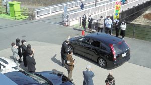 第五回卒業式（2020年度・令和2年度）見送り2020-134
