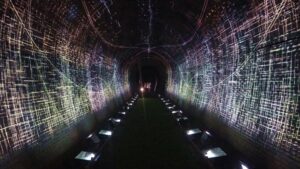 夏季校外学習「亀の瀬地すべり歴史資料室・インフラツーリズム」旧大阪鉄道亀瀬隧道・プロジェクションマッピング2024-330