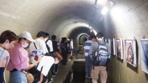 夏季校外学習「亀の瀬地すべり歴史資料室・インフラツーリズム」旧大阪鉄道亀瀬隧道・プロジェクションマッピング2024-127