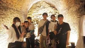 夏季校外学習「亀の瀬地すべり歴史資料室・インフラツーリズム」旧大阪鉄道亀瀬隧道・プロジェクションマッピング2024-443
