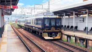近鉄南大阪線・高田市駅・特急「青の交響曲」青のシンフォニー2025-16