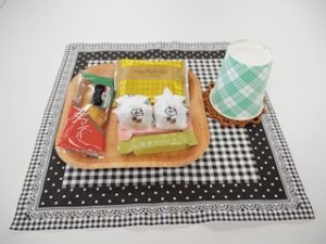 保護者懇親会・お菓子の準備