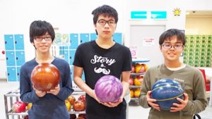 第3回新入生歓迎ボウリング大会男子集合写真