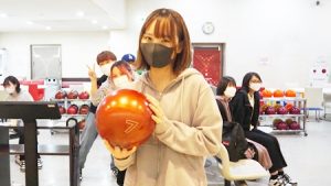後期学校行事開始！転入生・編入生歓迎ボウリング大会2022-121