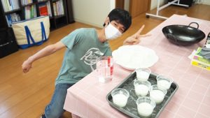夏の家庭総合・調理実習は「トマトソースパスタ＆ころころ野菜のスープ＆ヨーグルトゼリー」です2023-233