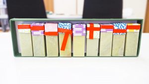芸術・書道実習「篆刻の落款印を作ろう！作品発表会」白文・姓名印・青田石2023-177