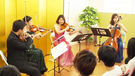 開校一周年記念・弦楽四重奏コンサートを開催しました