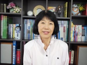 教職員・先生方・スクールサポーター紹介「国語・細野幹子」先生2016-004