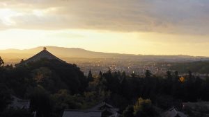 東大寺二月堂の夕暮れ・夕映えの奈良の都2022-2